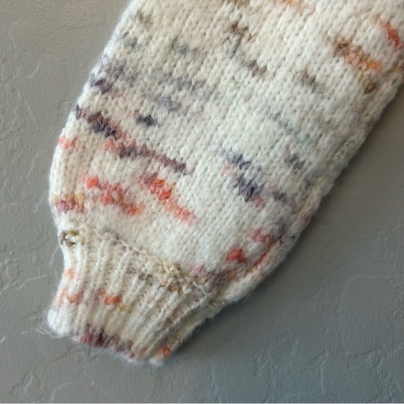 ⭐️Jessica Simpson white multicolor turtleneck knit sweater size XS - Picture 15 of 16